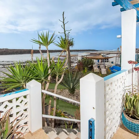 Beachfront Two Bedrooms House Casa Toral *